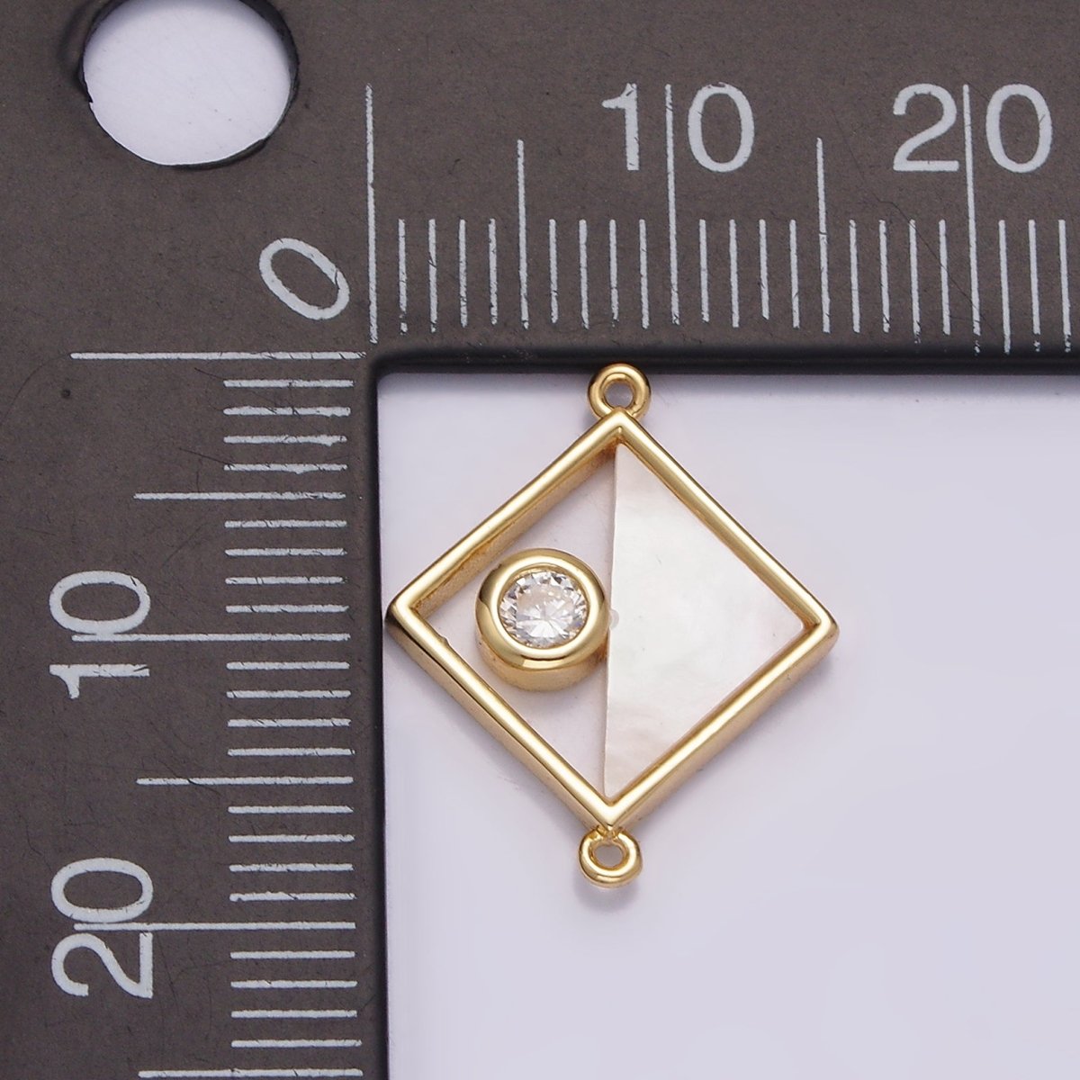 Gold plated 15mm Clear CZ Half Open Shell Pearl Rhombus Connector G-700 - DLUXCA