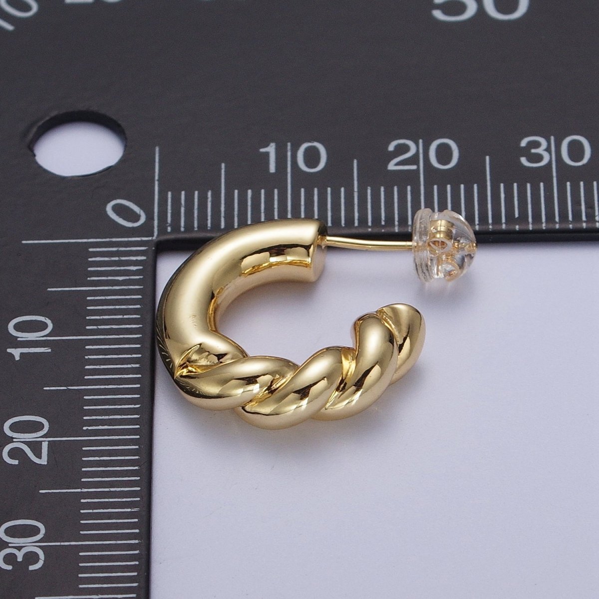 Gold plated Half Twist Croissant Gold / Silver 20mm C Shaped Hoops Stud Earrings | AD-108 AD-109
