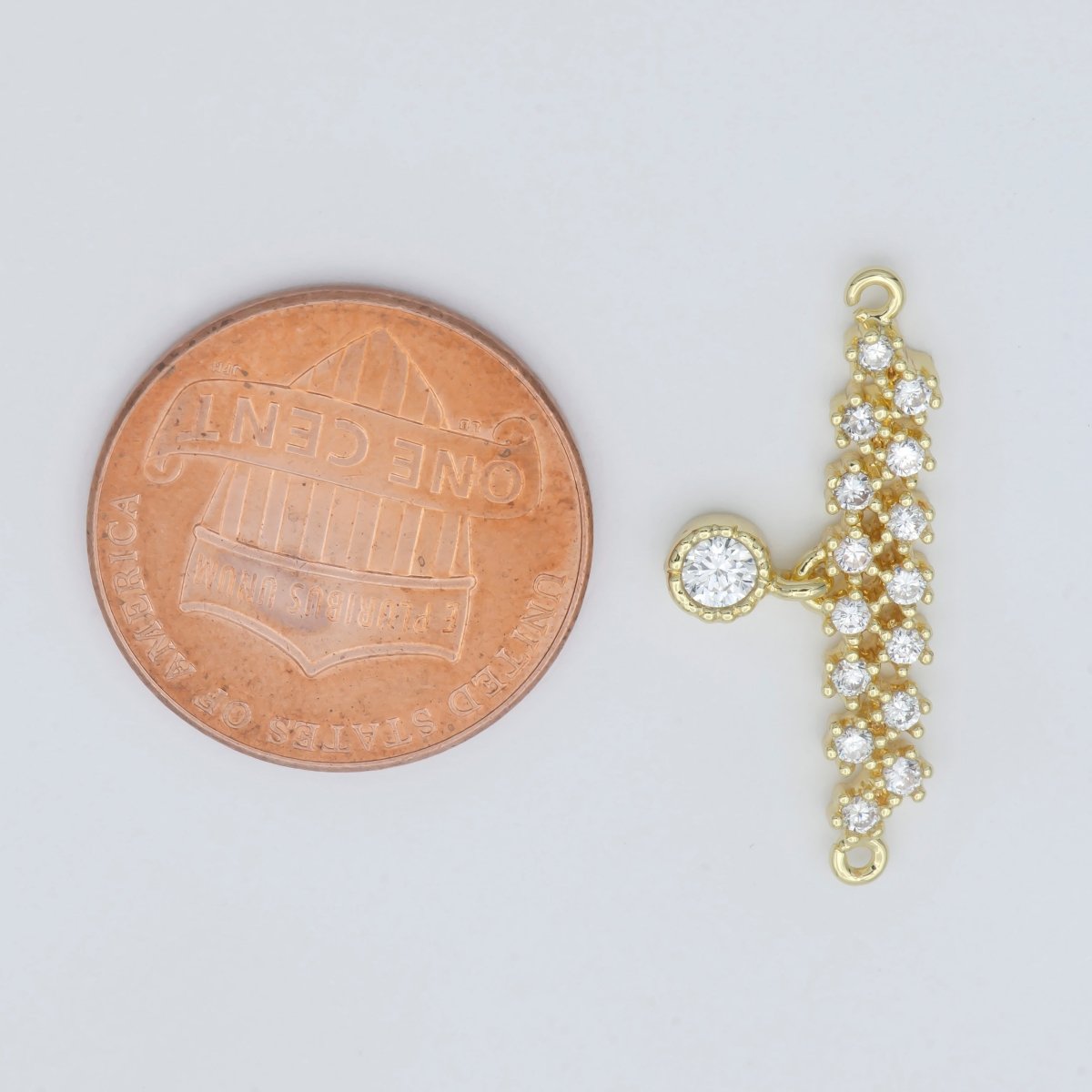 Gold plated Simple Minimalist Connector F-576 - DLUXCA