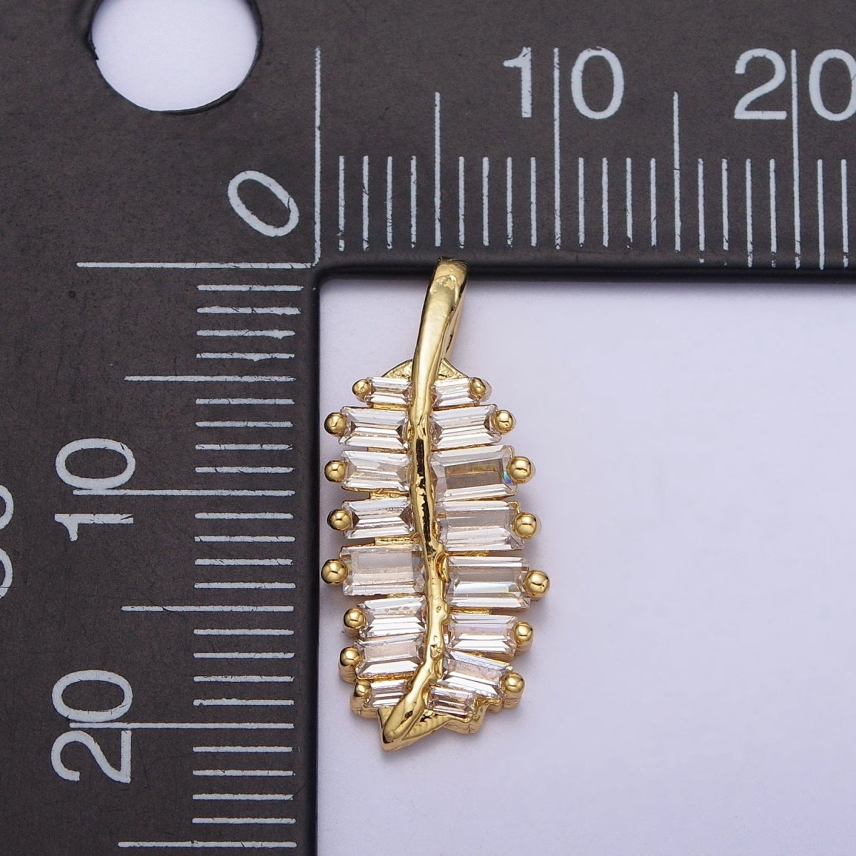 Gold Plant Leaf Nature Clear Baguette CZ Pendant | AA087 - DLUXCA