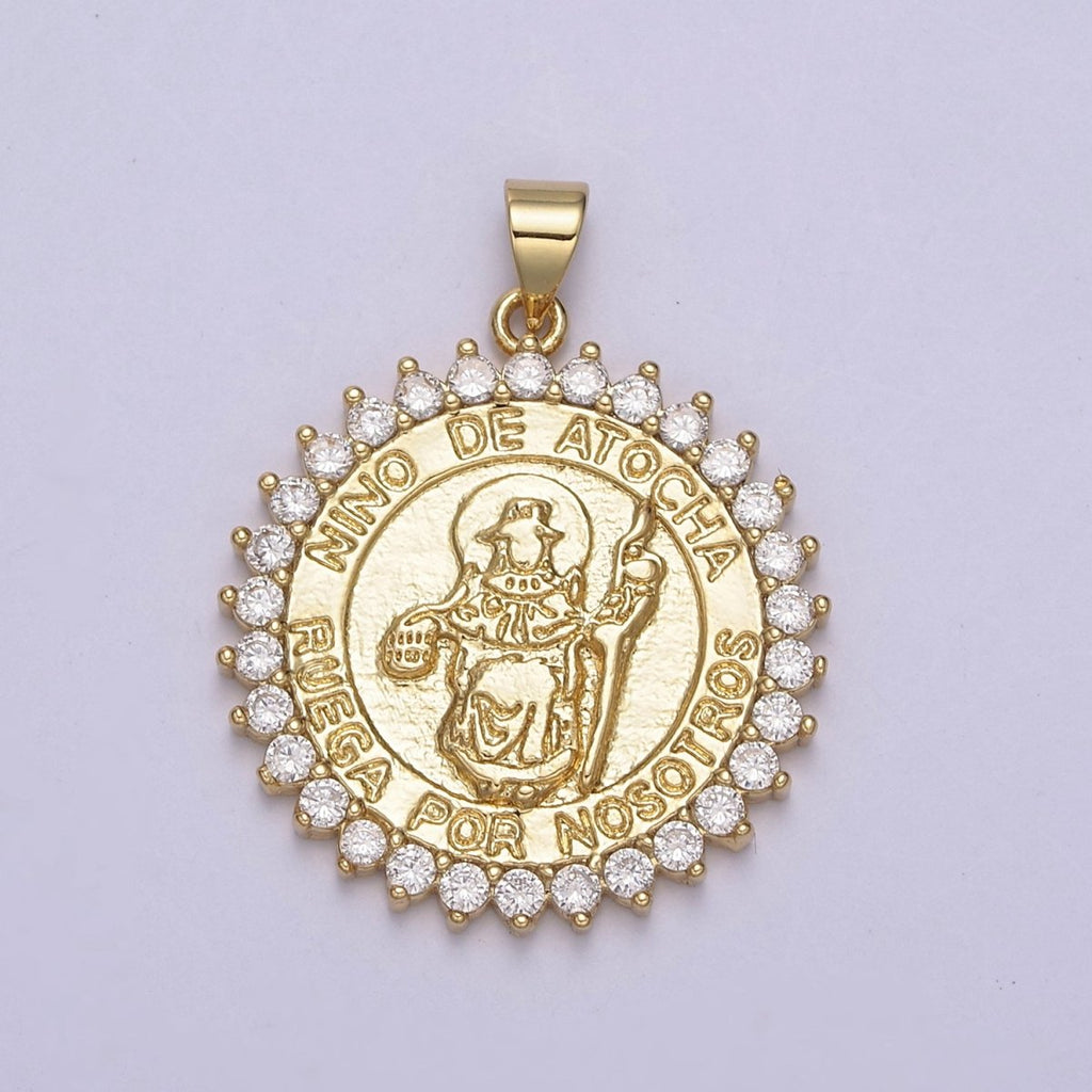 Gold Santo Nino de Atocha Medallion Pendant H-757 - DLUXCA