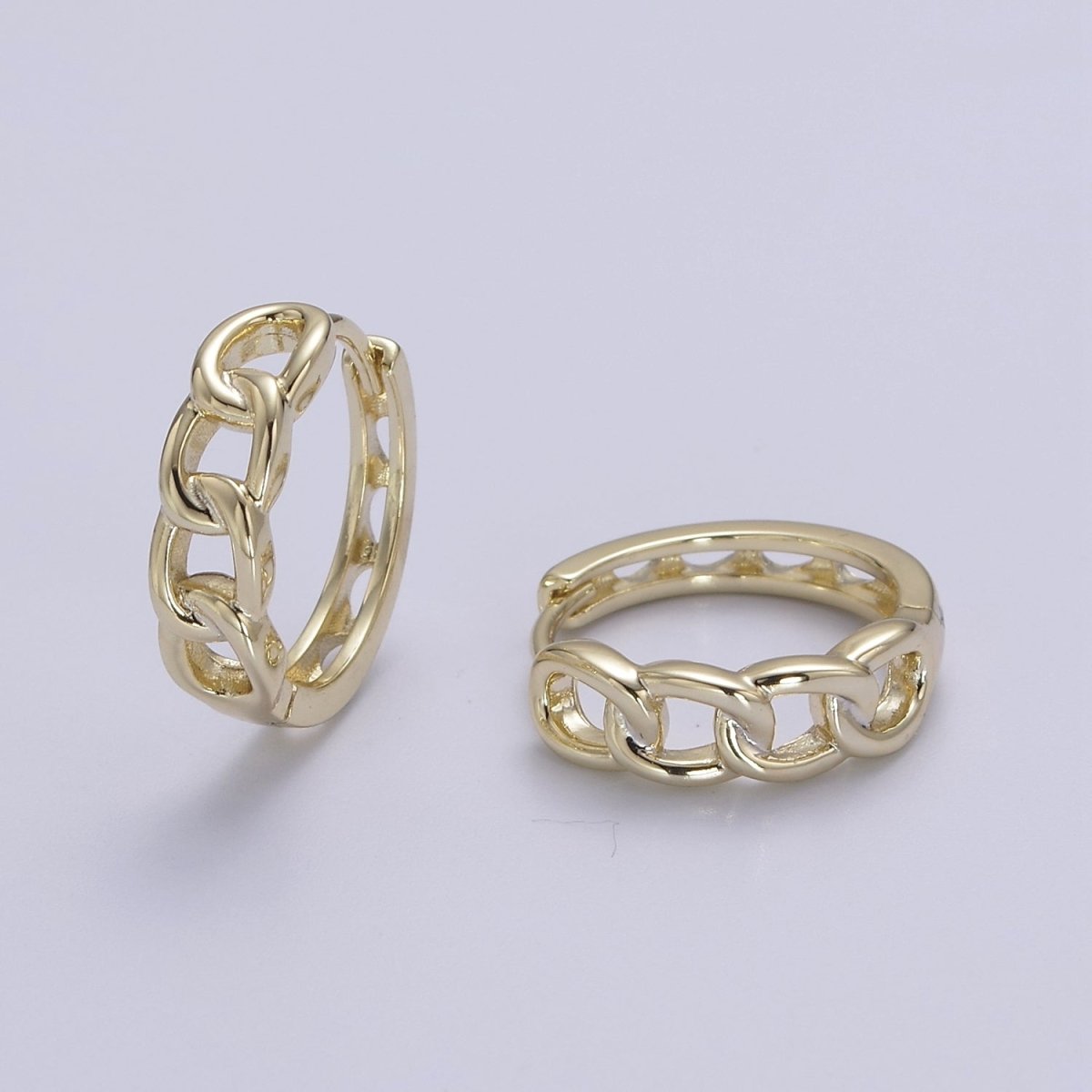 Medium Curb Chain Link Hoop Earring in 14k Gold plated Jewelry Everyday Earring V-151 - DLUXCA