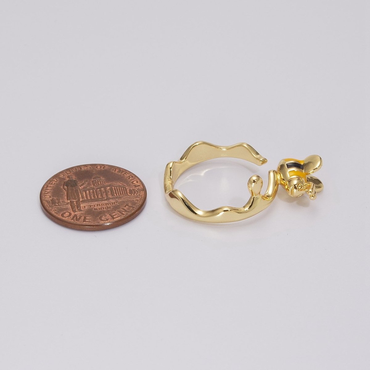 Minimalist Bee Ring, Gold plated Ring for Women, Dainty Open Adjustable Ring, Simple Bumble Bee Jewelry Gift, Unique Statement Ring U-018 - DLUXCA