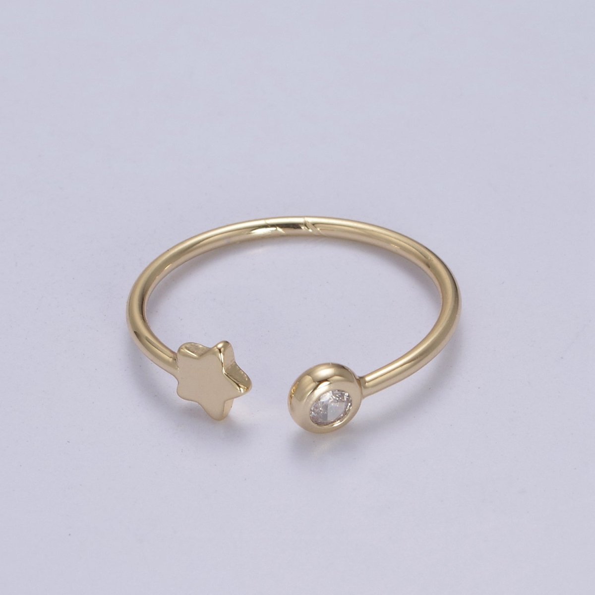 Minimalist Crystal Zirconia CZ, 16K Gold plated Geometric Star Open Open Adjustable Ring U-344 - DLUXCA