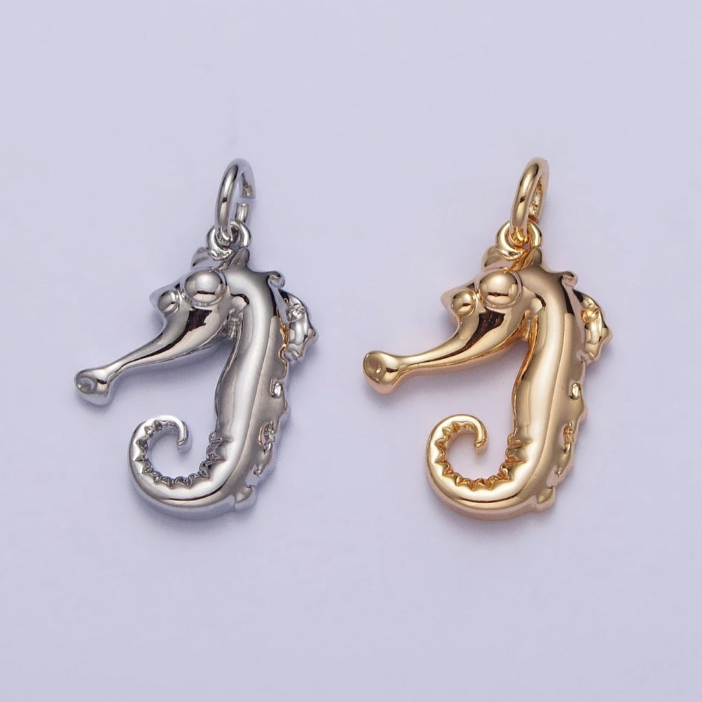 Minimalist Seahorse Ocean Wildlife Charm in Gold & Silver | AC187