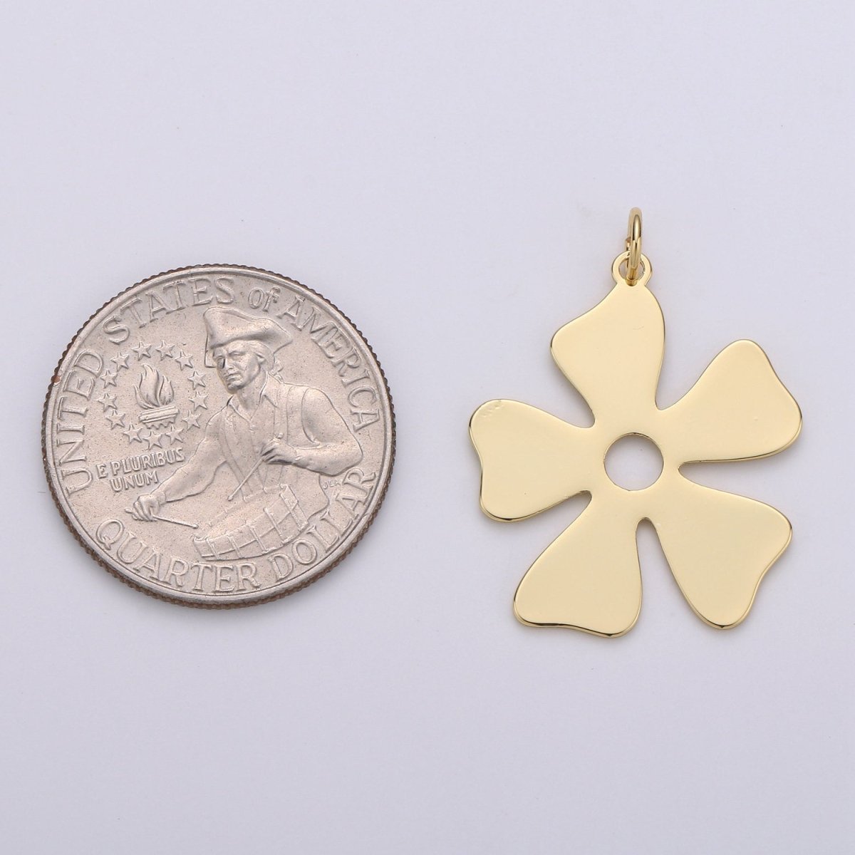 Shamrock Charm 24k Gold plated Shamrock Celtic Four Leaf Clover Lucky Charm, 22x30mm for Necklace Earring Bracelet Jewelry Making D-489 - DLUXCA