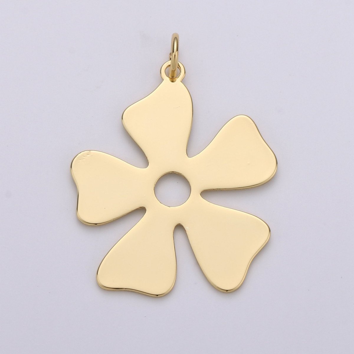 Shamrock Charm 24k Gold plated Shamrock Celtic Four Leaf Clover Lucky Charm, 22x30mm for Necklace Earring Bracelet Jewelry Making D-489 - DLUXCA
