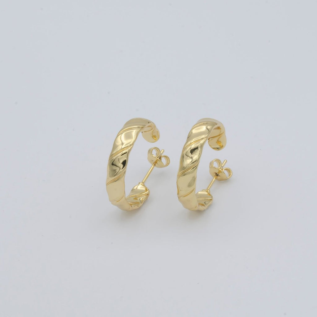 Simple Golden C Shaped Thin Plate Huggies Earrings, Plain Gold plated Simple Design Geometric Shape Daily Wear Earring Jewelry P-124 - DLUXCA