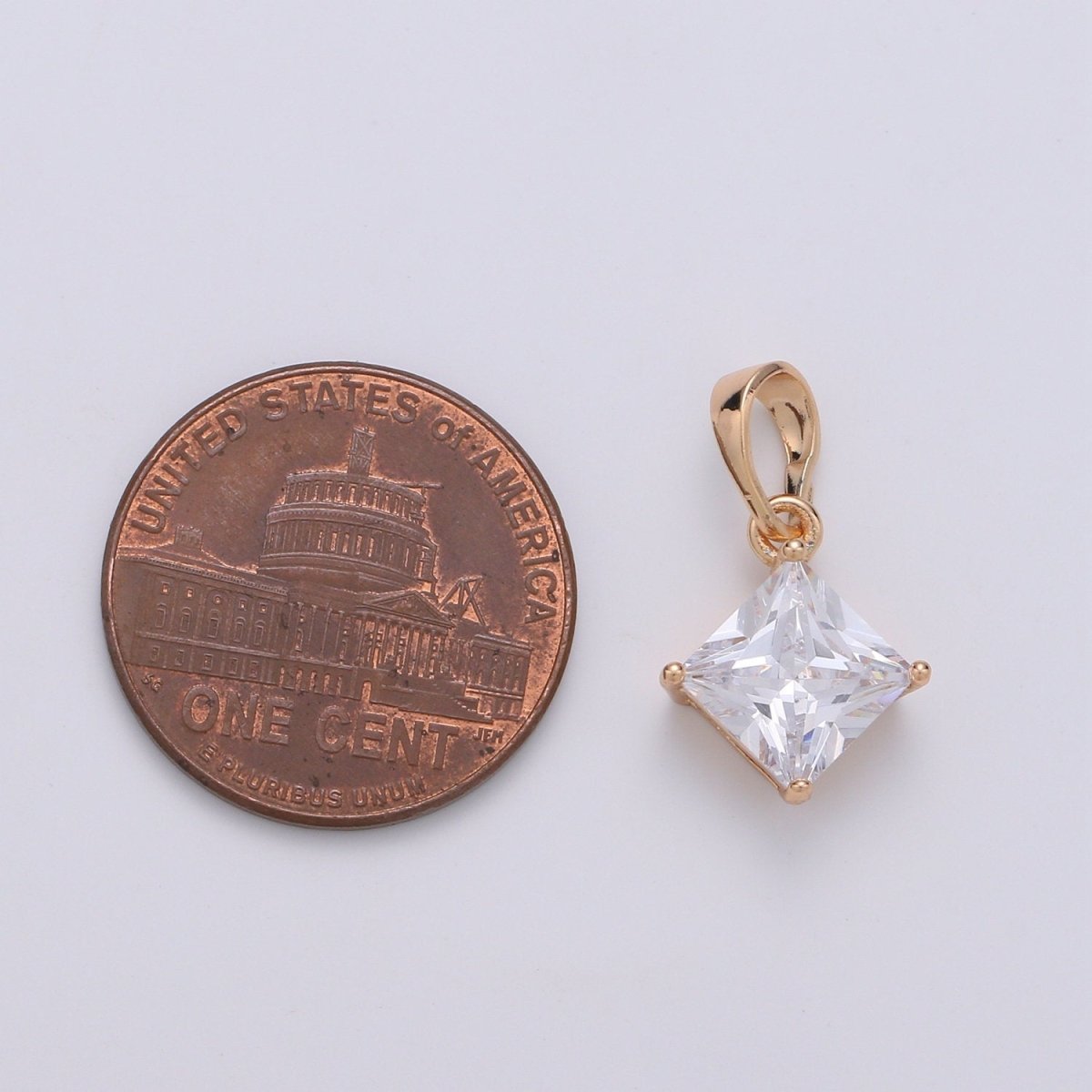 Solitaire Pendant Rose Gold plated Princess Cut Pendant for necklace April Birthstone, Clear Cubic Rhombus Charm Geometric jewelry J-089 - DLUXCA
