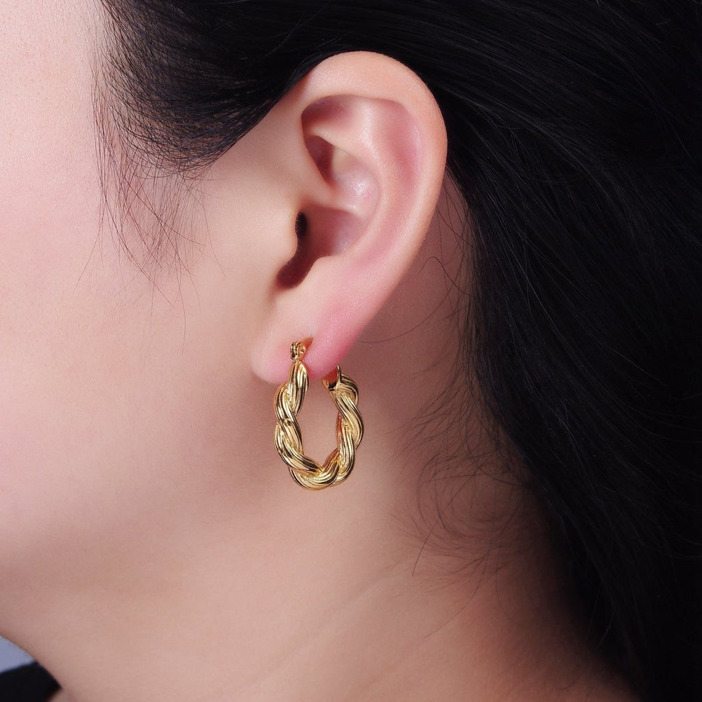 Stainless Steel 25mm Line-Textured Croissant Latch Hoop Earrings | AE390 - DLUXCA