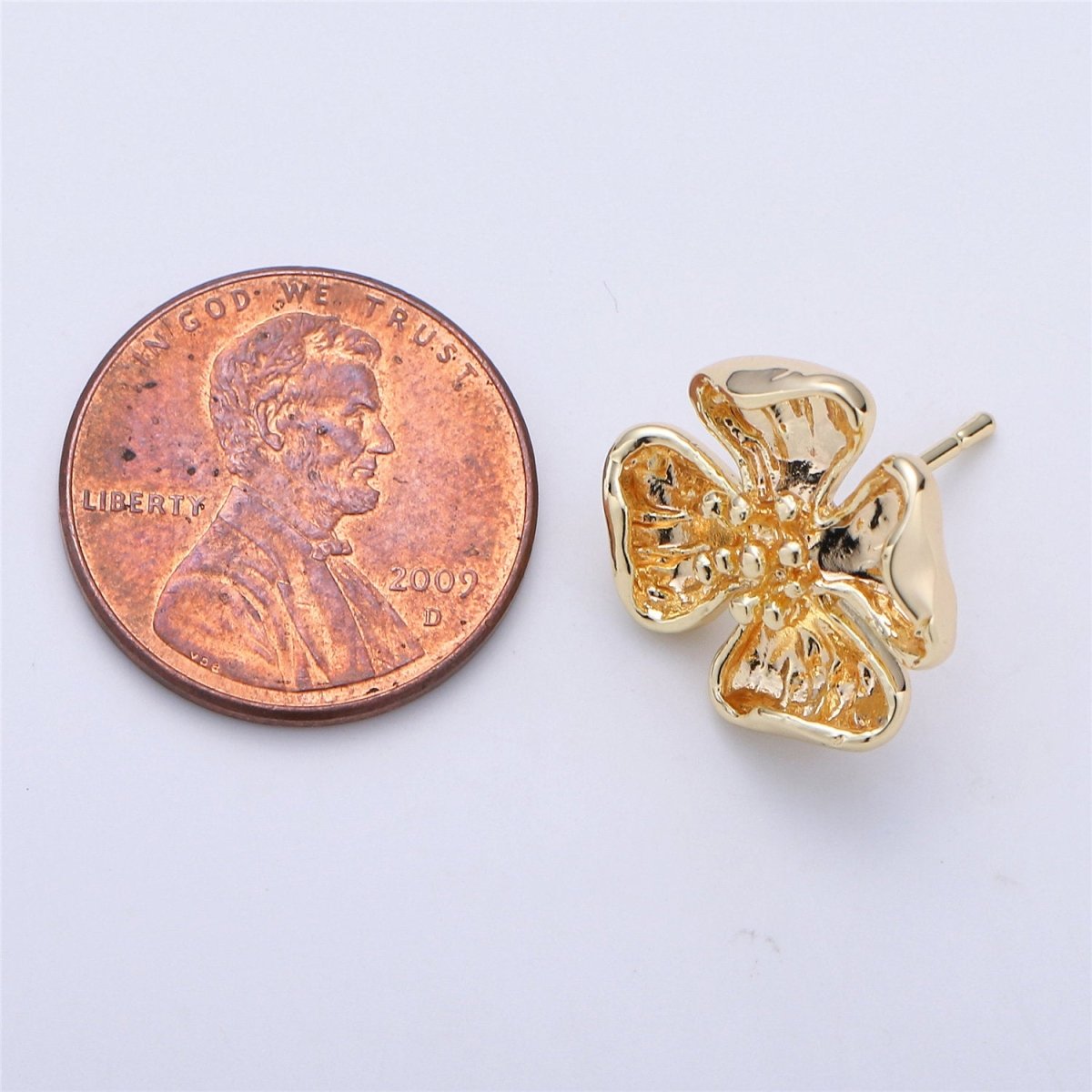 Stud Flower Earring Gold plated Floral Earring Jewelry Component K-196 - DLUXCA